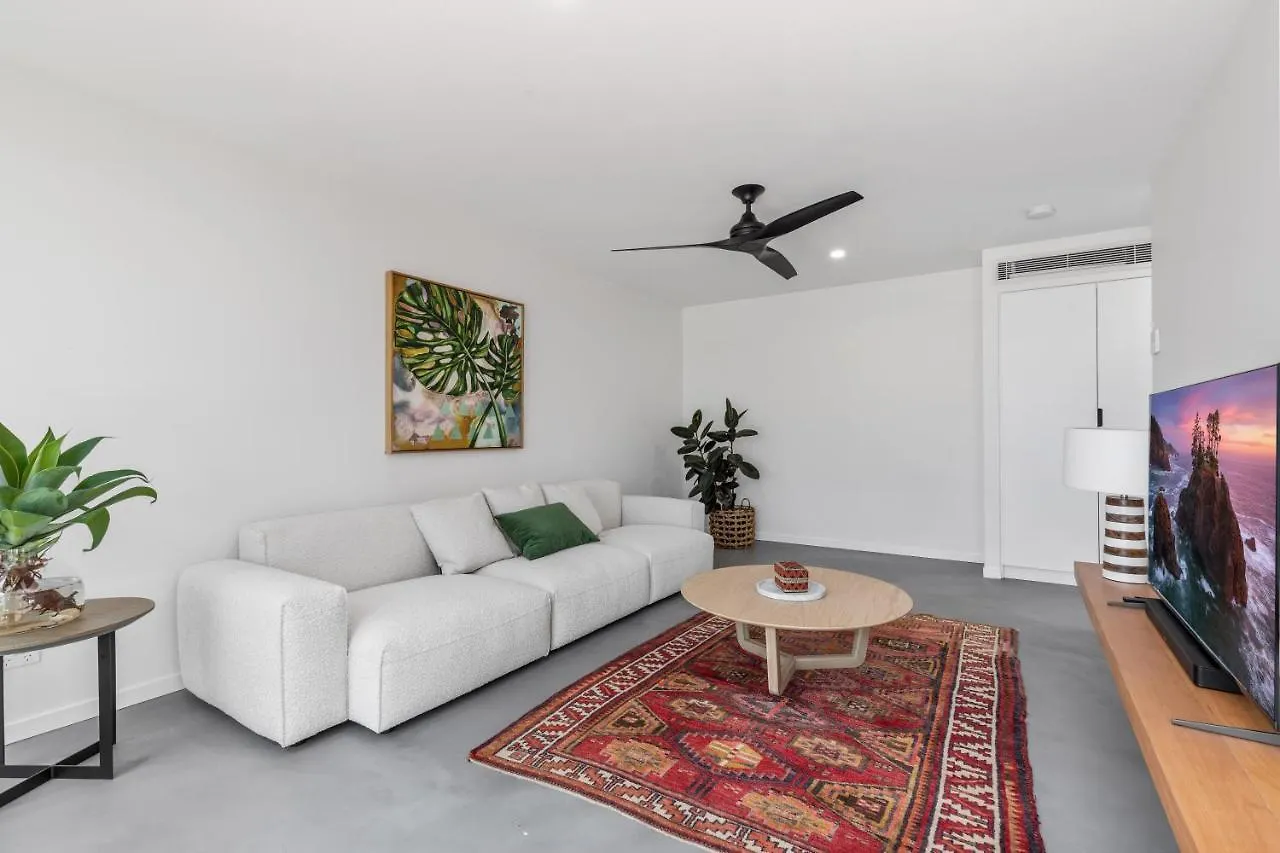 Unit 1 22 Second Avenue Villa Coolum Beach 0*,