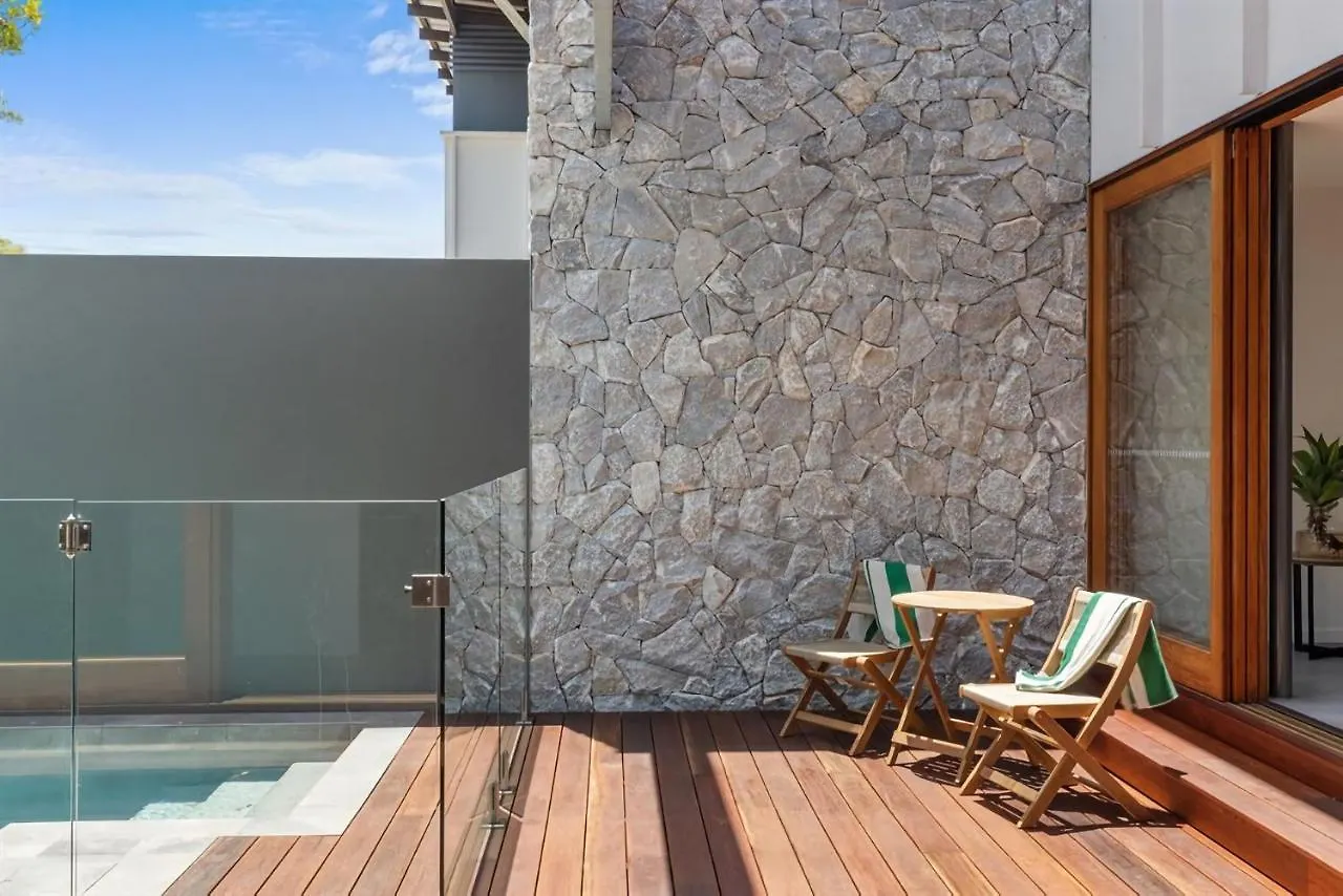 Unit 1 22 Second Avenue Villa Coolum Beach Holiday home